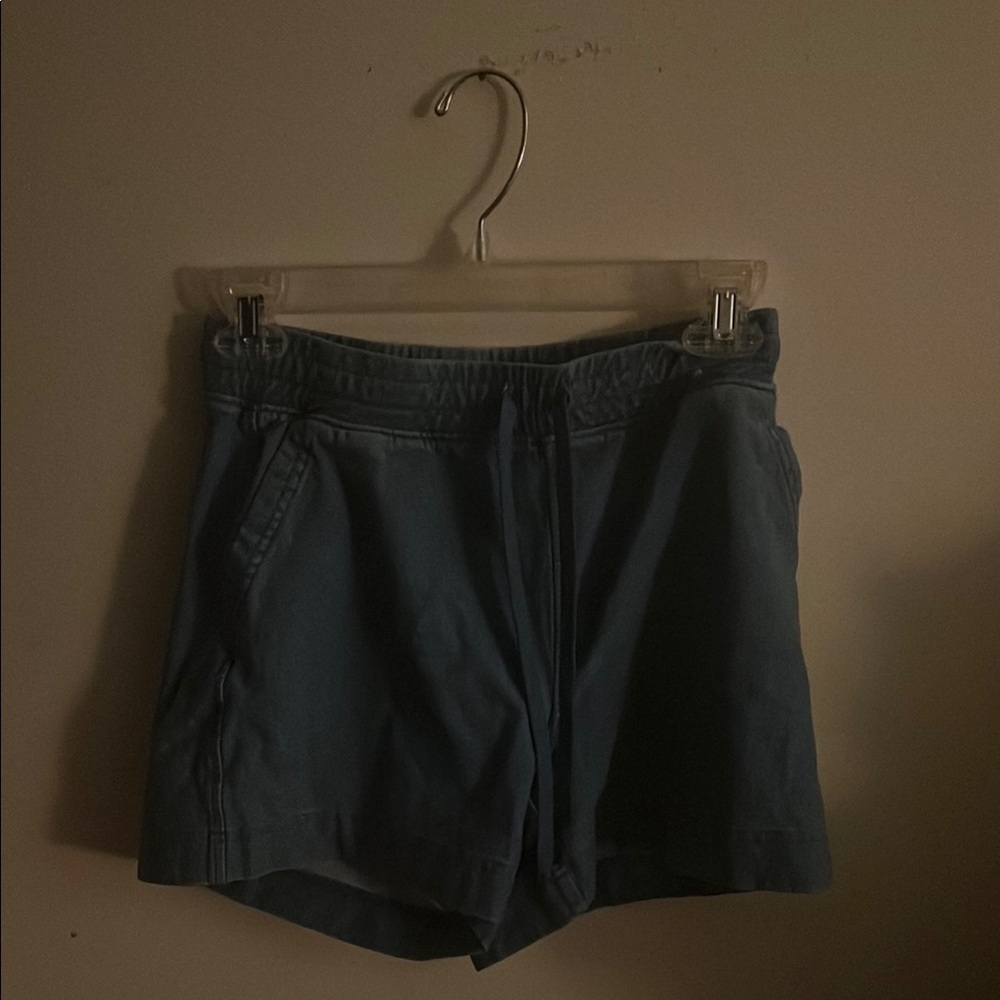 UNIQLO Blue Wide Leg Shorts
